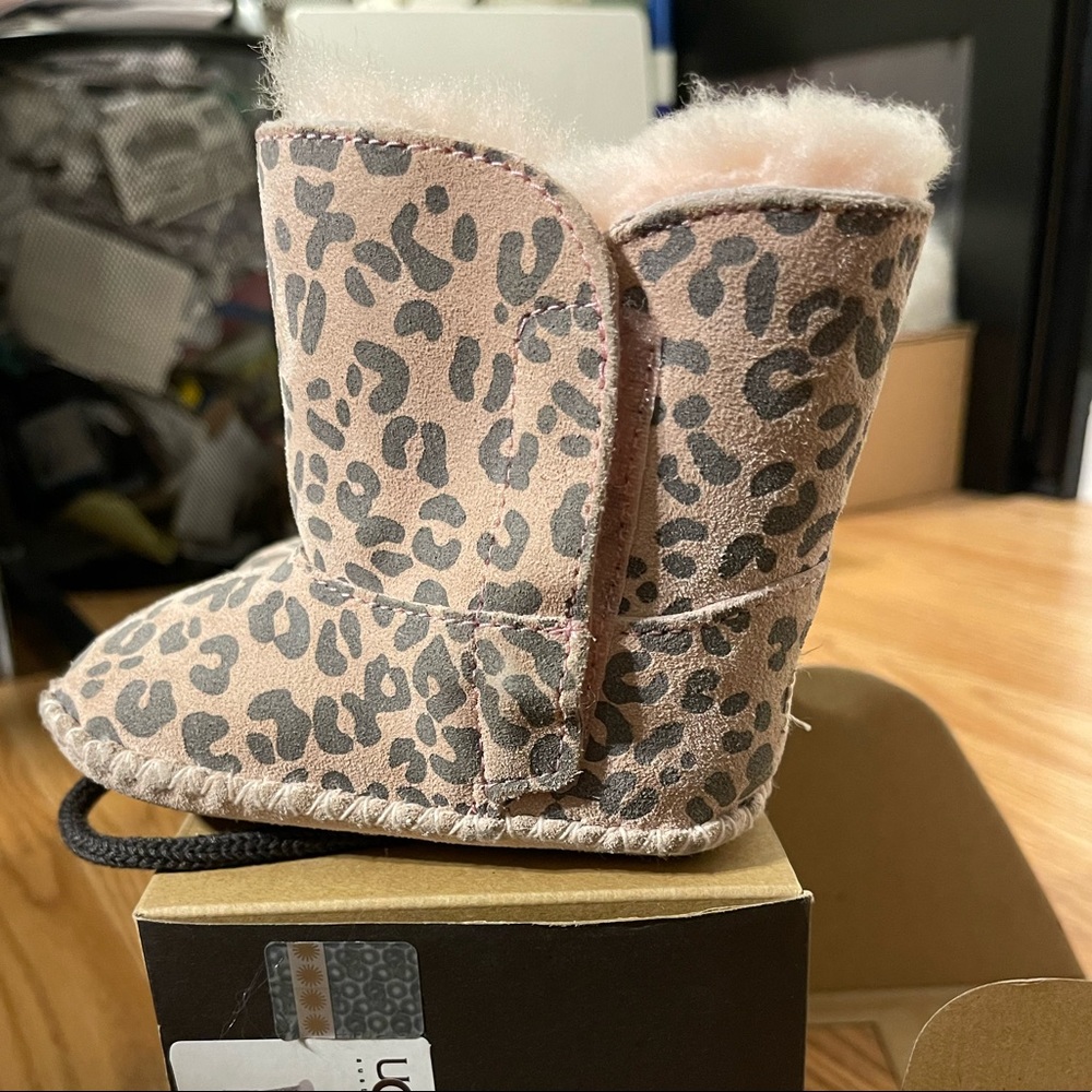 Ugg baby girl walker boots